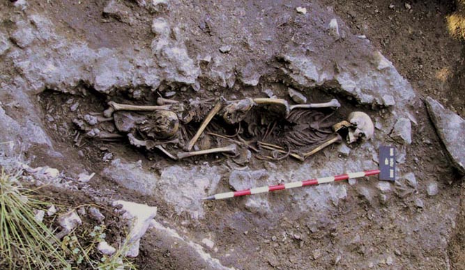 Yacimiento funerario de Cingle del Mas Nou, VII milenio a.C.