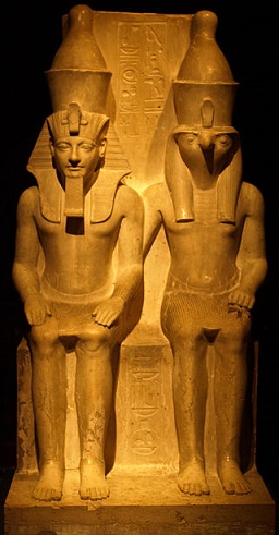 Estatua de Horemheb cuando llegó a ser el último rey de la Dinastía XVIII