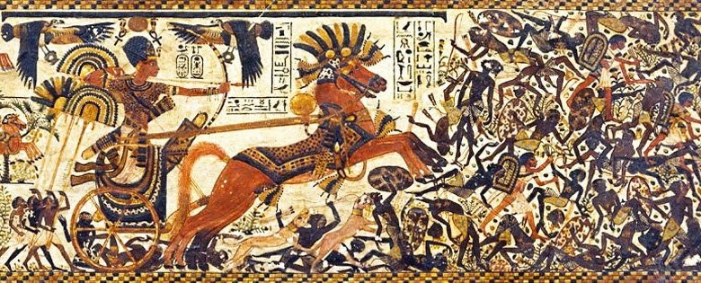 Imagen en la que se representa a Tutankhamon aplastando a sus enemigos negros y semitas, probablemente nubios e hititas