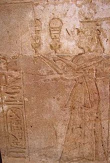 Representación de la reina Tausret en el templo de Amada, en Nubia