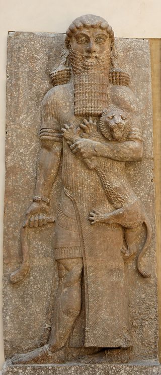 Altorrelieve de Gilgamesh hallada en el palacio de Sargón II
