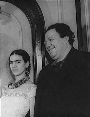 Frida Kahlo con su marido, Diego Rivera
