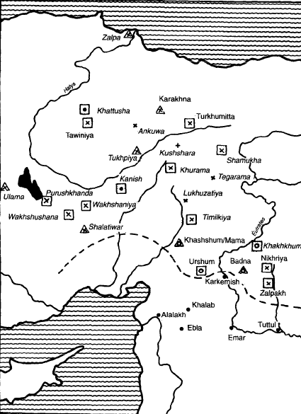 Mapa que muestra la ubicación de los karum (cuadrados) y los wabartum (triángulos)