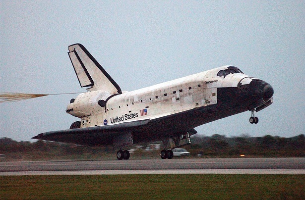Fotografía del transbordador espacial Discovery en el año 2006