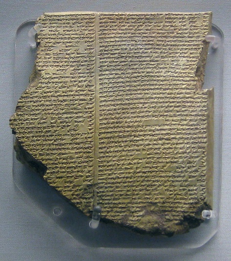 Una de las tablillas que contienen la Epopeya de Gilgamesh