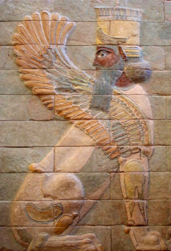 Esfinge alada en el palacio de Darío I en Susa