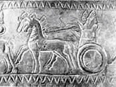 Sarduri II de Urartu en una de las imágenes de uno de sus cascos
