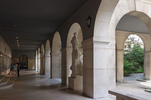 Claustro deL Convento de Les Cordeliers de parís, donde se solían reunir los Estados Generales