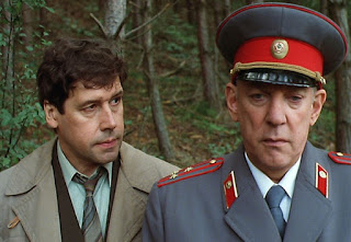 Stephen Rea y Donald Sutherland, protagonistas del telefilm