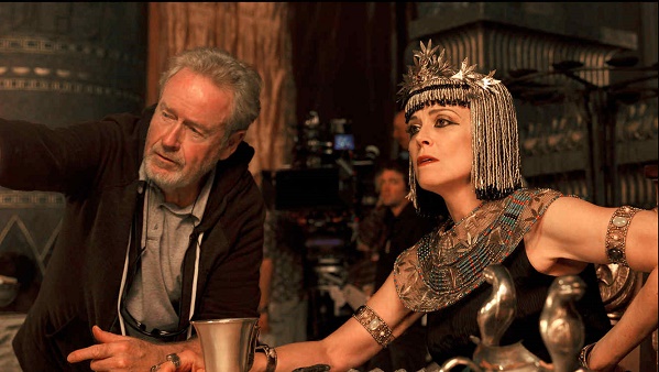 El director Ridley Scott junto a Sigourney Weaver