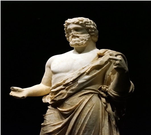 Estatua del dios Esculapio en Ampurias