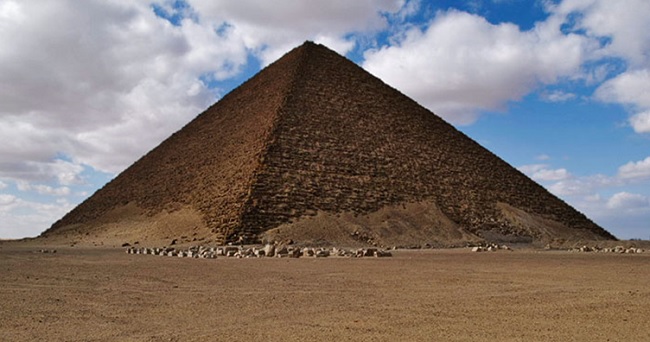 La Pirámide Roja de Seneferu en la actualidad