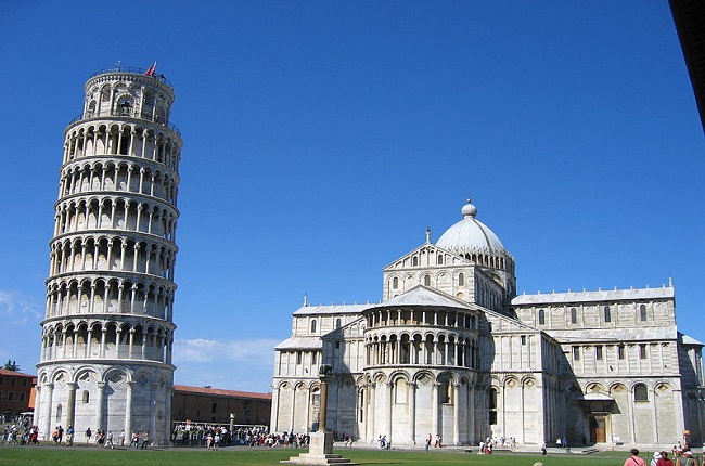 La catedral y la torre inclinada de Pisa