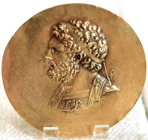 Retrato de Filipo II de Macedonia en una moneda del siglo II aC