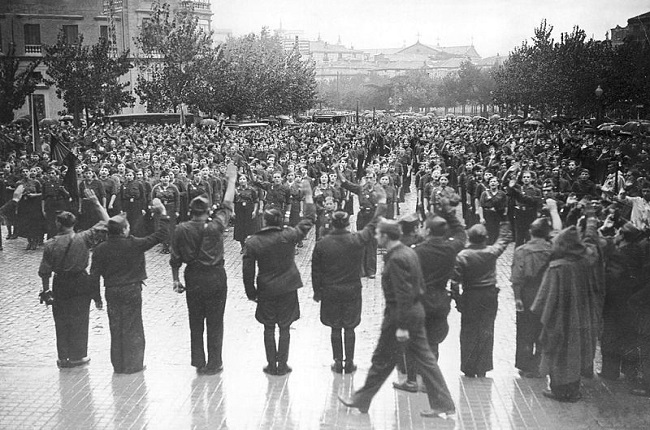 Miembros de Falange Española en Zaragoza en 1936, año de inicio de la guerra civil
