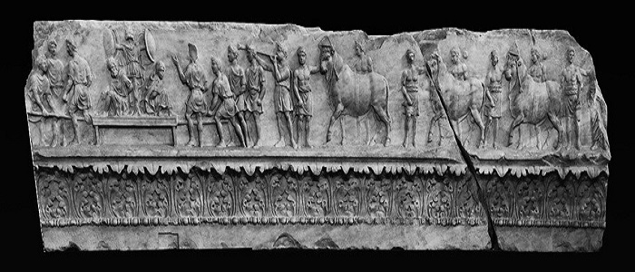 relieve de procesión sobre sacrificios romanos del Templo de Apolo Sosiano de Roma