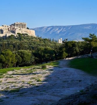 el nacimiento de la democracia destacada