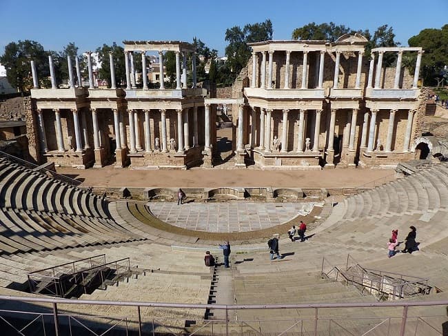 Vista general del teatro romano de Mérida