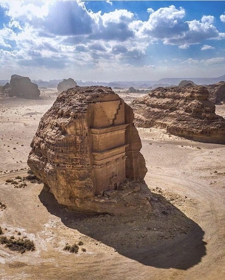 Tumba rupestre de los nabateos en Mada’i Saleh, Arabia Saudí