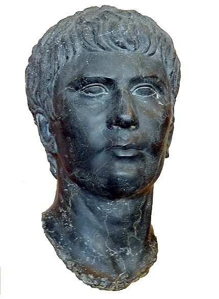 Busto de Agripa Póstumo
