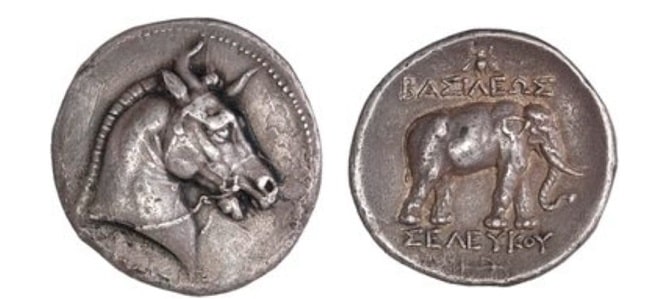 Tetatracma de plata del reino de Seleuco del año 280 a.C. donde aparecen un toro (anverso) y un elefante (reverso) junto al epígrafe griego “Rey Seleuco”