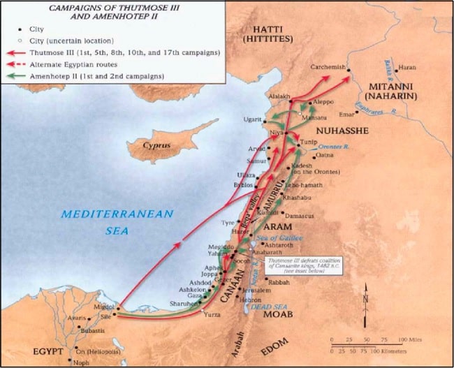 Mapa en inglés en el que se muestra, en rojo, algunas de las campañas militares de Tutmosis III, el faraón guerrero, en Siria