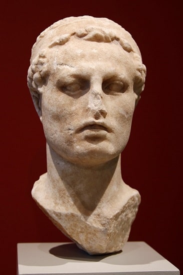Busto de Antíoco IV Epífanes, cuyas políticas originaron la rebelión de los macabeos
